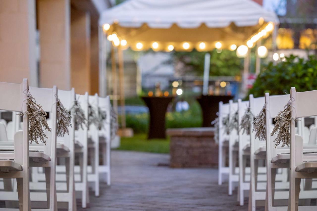 Courtyard Pittsburgh Shadyside Hotel ภายนอก รูปภาพ